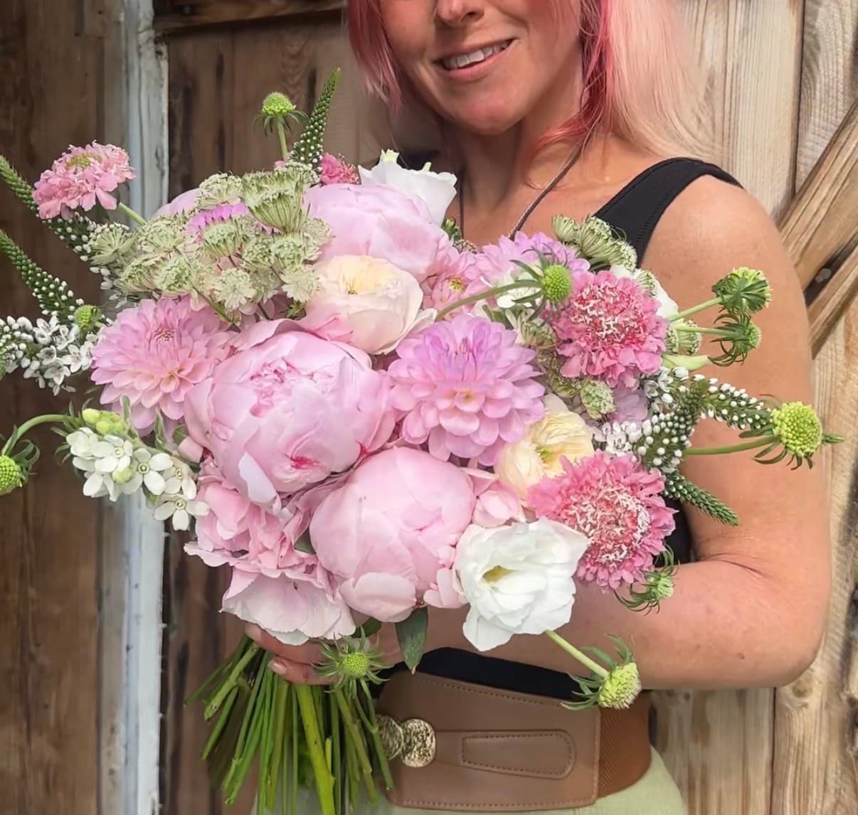 Brudblommor – bukett och corsage